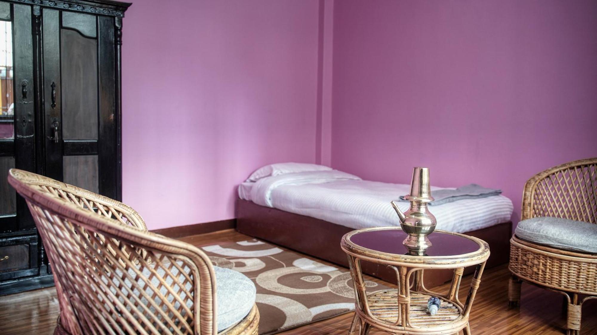 Yogstay Homestay In Катманду Экстерьер фото