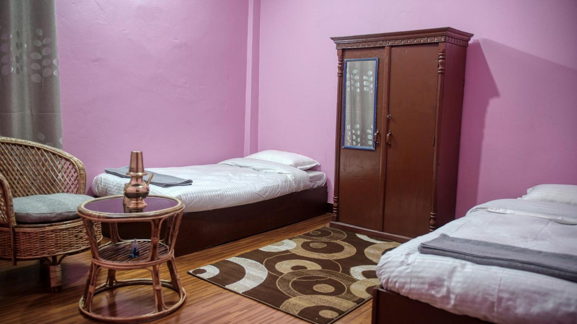 Yogstay Homestay In Катманду Экстерьер фото